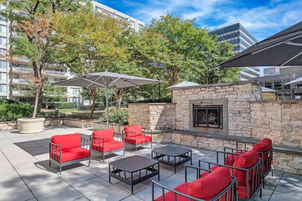 ארלינגטון Style And Convenience Apartment At Crystal City מראה חיצוני תמונה