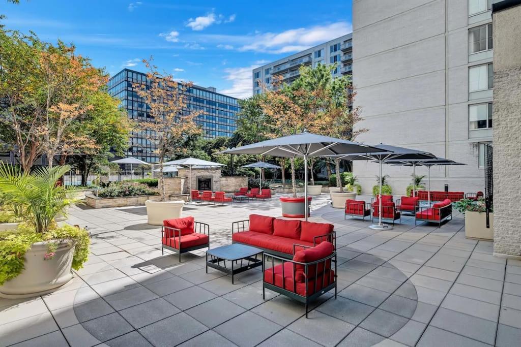 ארלינגטון Style And Convenience Apartment At Crystal City מראה חיצוני תמונה
