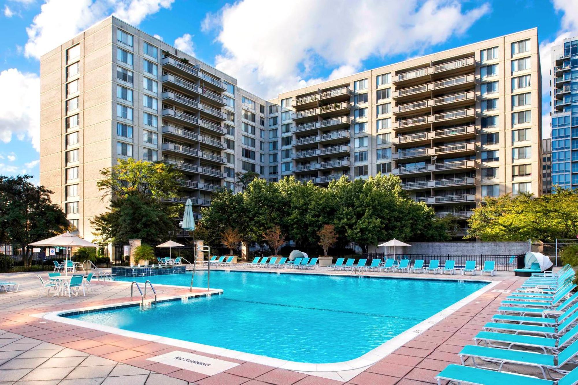 ארלינגטון Style And Convenience Apartment At Crystal City מראה חיצוני תמונה